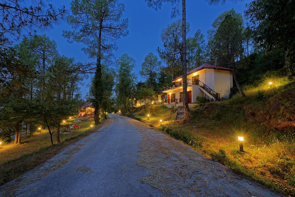 Arcadian Blue Pines Murree Exterior foto